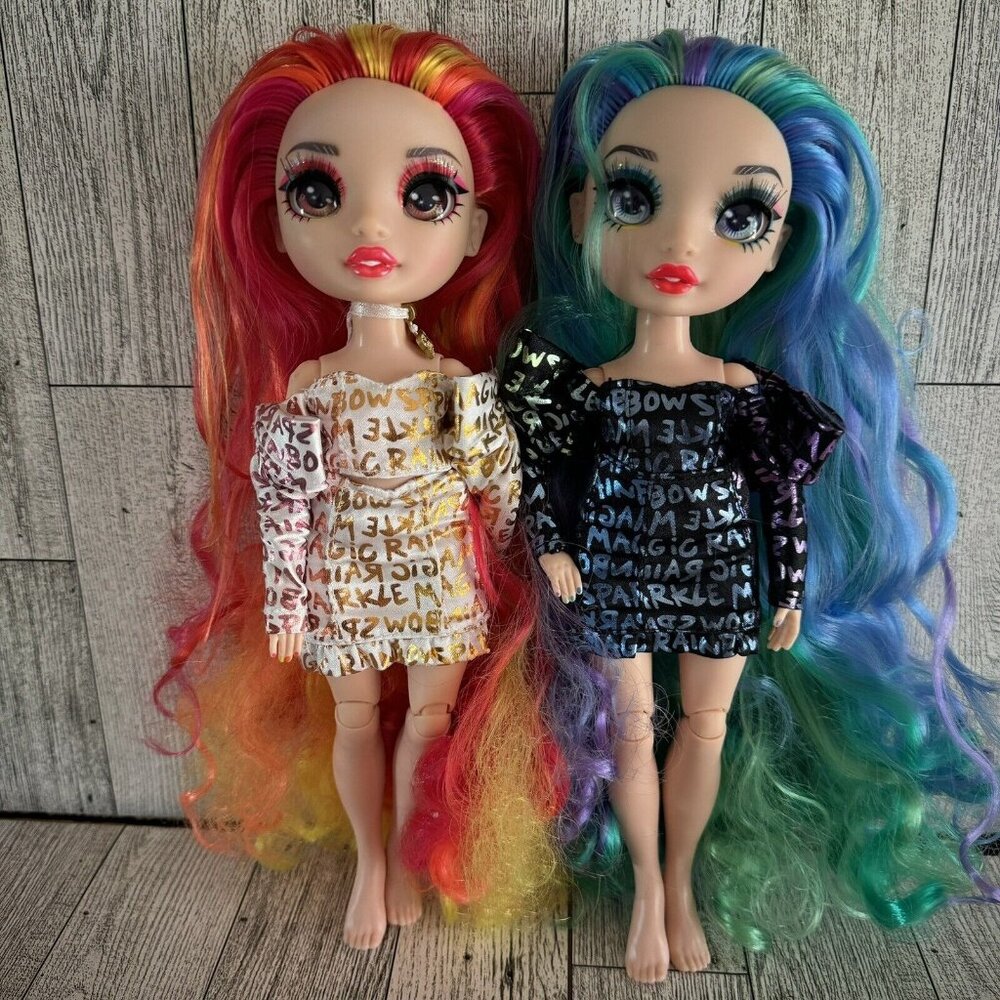 Rainbow High Special Edition Twin Fashion Dolls Laurel & Holly De'Vious.